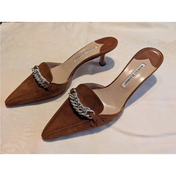 Manolo Blahnik Vintage Chain Link Brown Suede Kitten Heel Pointed Toe Mules 38.5 - Picture 7 of 7